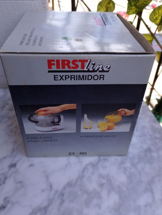 Exprimidor Firstline EX-405 nuevo