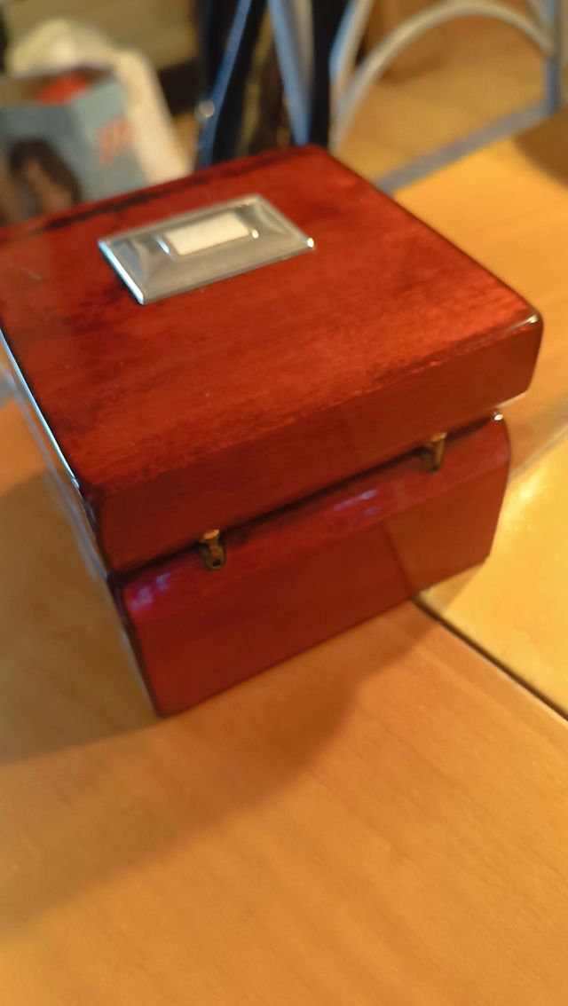 Orologio da tavolo con bussola