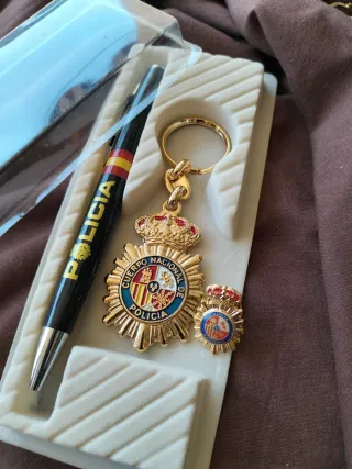 SET Bolígrafo,llavero y pinPolicía Nacional
