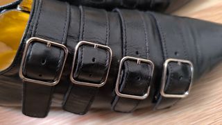 Zapatos Winklepicker Uterqüe Piel Negra