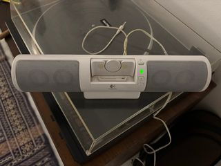 Altavoces Logitech blancos