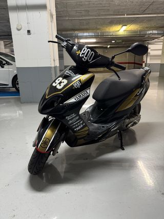 Yamaha JogR 50cc - Scooter