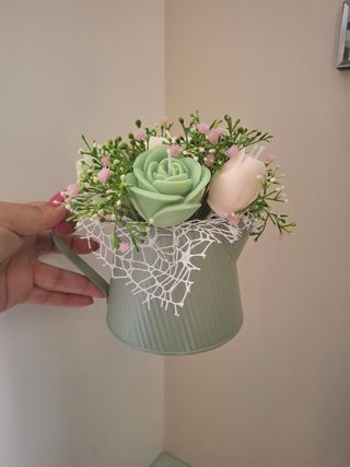 Centrotavola fiori cera verde rosa