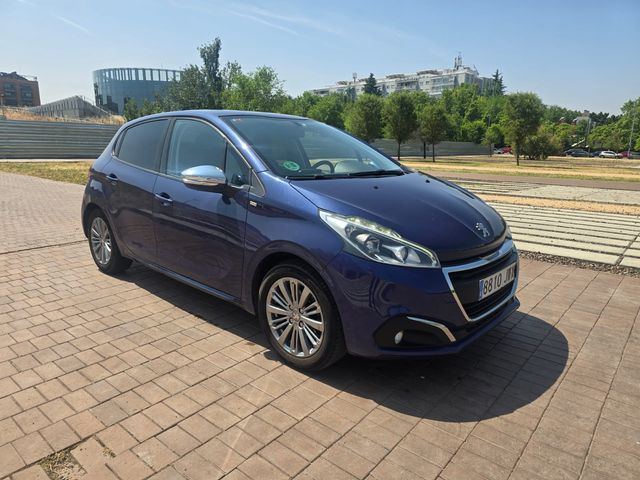 Peugeot 208 2017