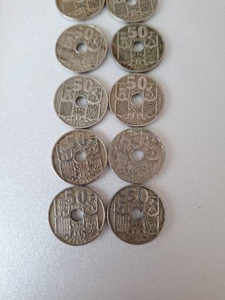1.22 Lote 10mon 50cts Francisco Franco España 1949
