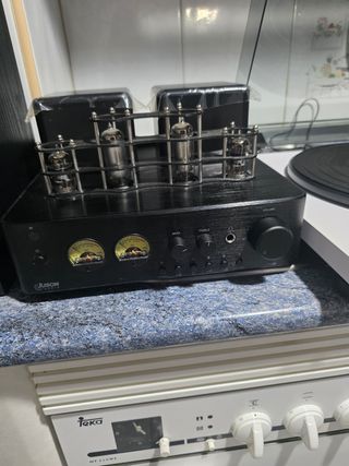 Amplificador JUSON + Tocadiscos TEAC