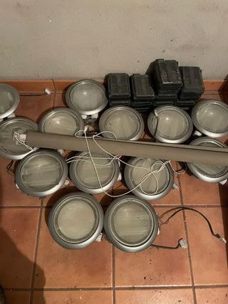 15 Focos Bajo Consumo + Reactores