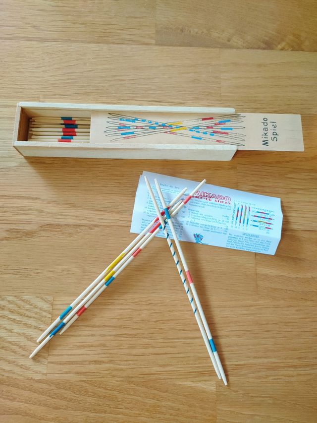 Lote juegos:Jenga torre colores+Mikado palitos