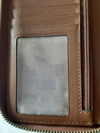 Billetera Michael Kors marrón
