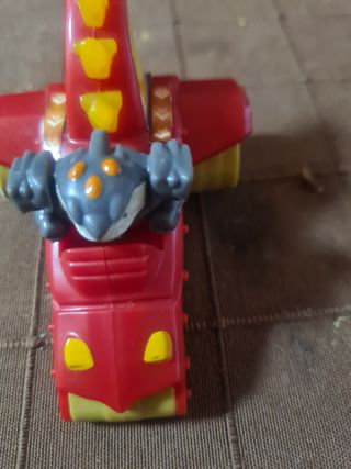 Mini coches monstruos marinos