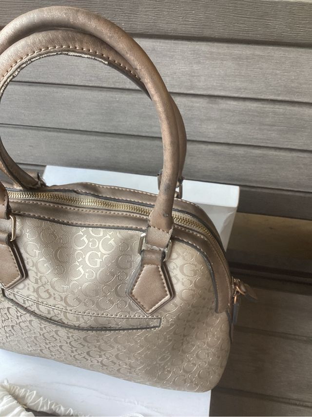 Bolso Guess beige