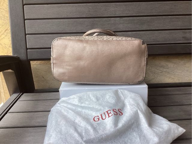 Bolso Guess beige