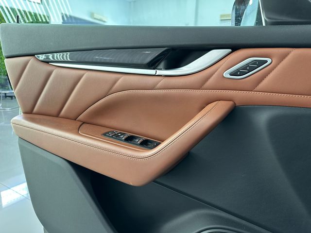 MASERATI LEVANTE GRANSPORT 350CV AUTO. 8 VEL.