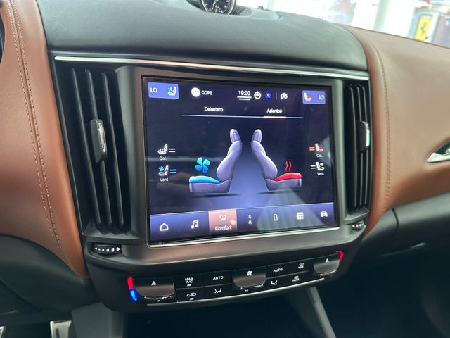MASERATI LEVANTE GRANSPORT 350CV AUTO. 8 VEL.
