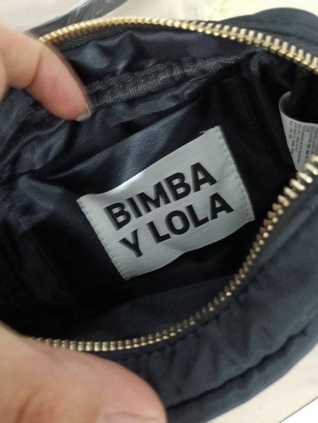 Bolso bandolera negro y amarillo