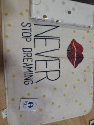 Cortina ducha y alfombra baño - Never Stop Dreamin