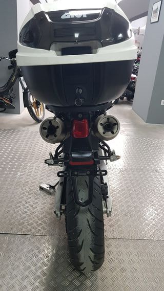 YAMAHA MT 03