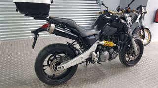 YAMAHA MT 03