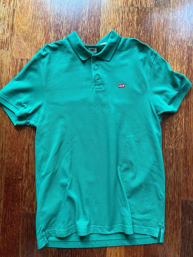Polo Levi's talla M Verde