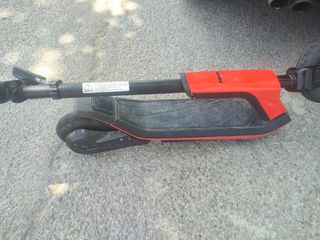 Patinete eléctrico infantil