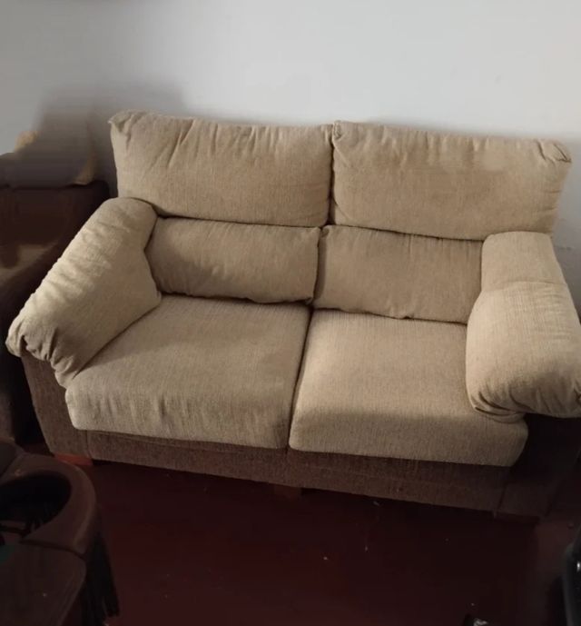 Sofá 2 plazas beige y marrón