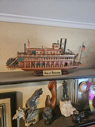 2 Maquetas Barcos: velero y barco de vapor