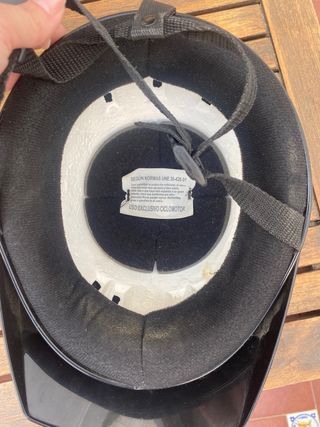 Casco moto negro basicos.