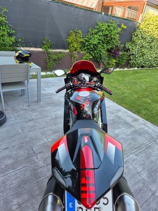 Aprilia RSV 1000R Gen2 - 2004
