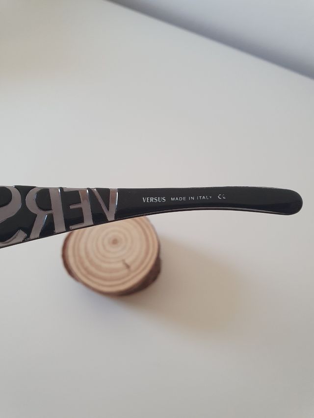 Gafas Versus - Modernas y elegantes