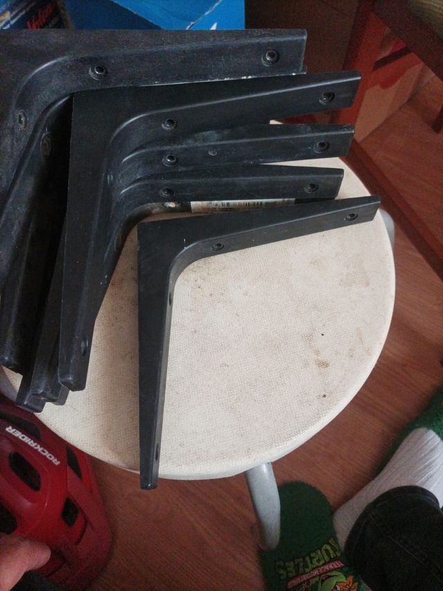 10 Soportes Ikea - Escuadras Plásticas Negras