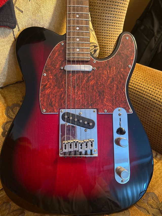 Squier Telecaster Standard cableado y potes Fender