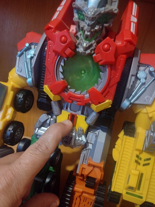 Transformers: Constructicon / Mega power/ devast