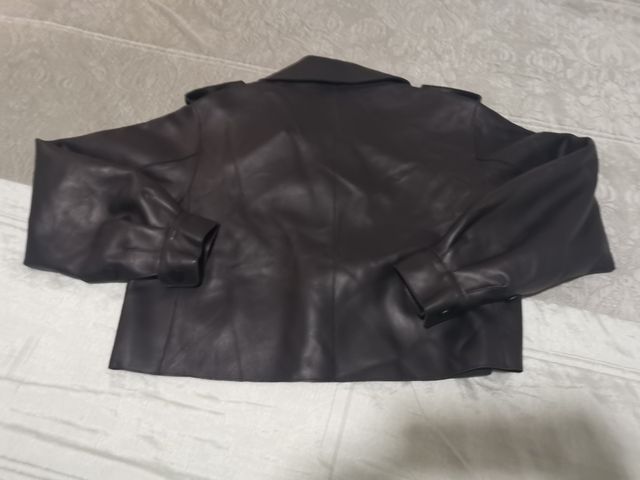 Chaqueta cuero negra XS