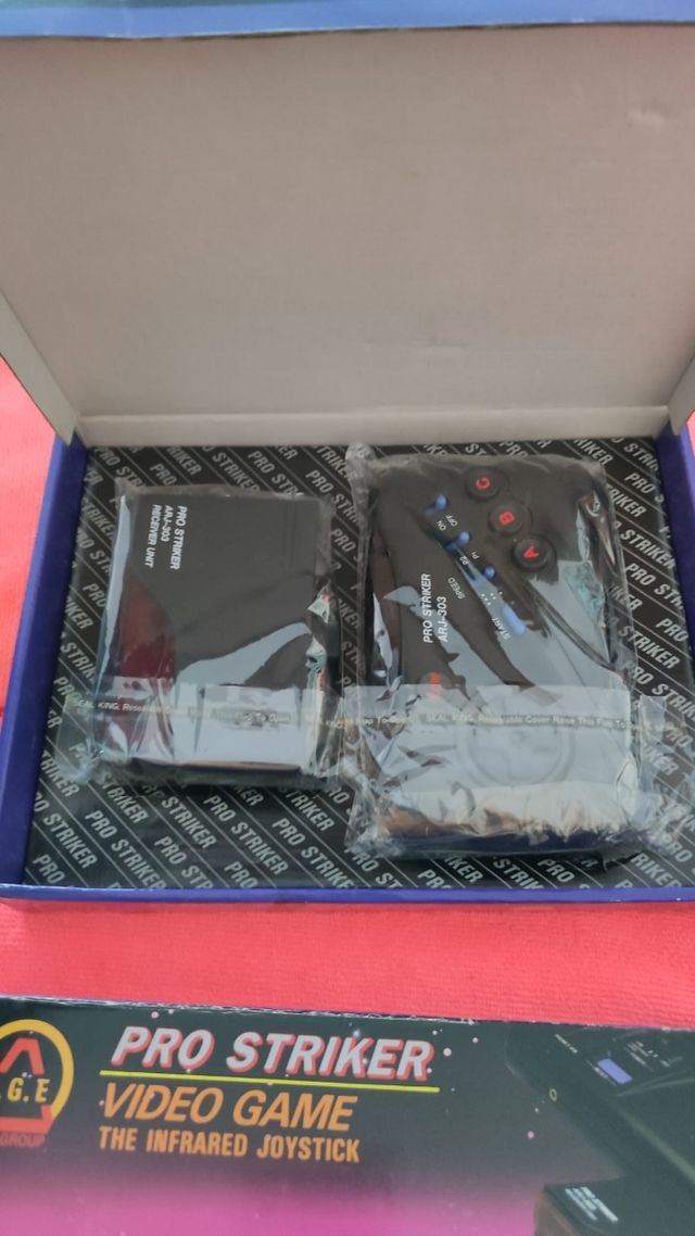 NUEVO 2 Mandos Pro Striker MegaDrive infrarrojo
