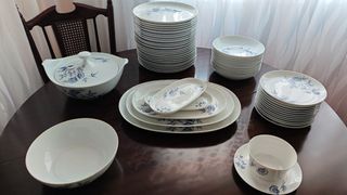 Vajilla Bidasoa porcelana blanco y azul