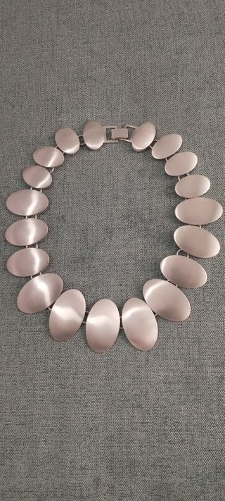 Gargantilla Plateada Lisa