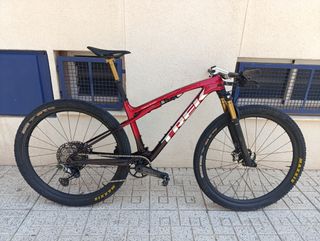 Trek Supercaliber 9.9 2025 - Bicicleta