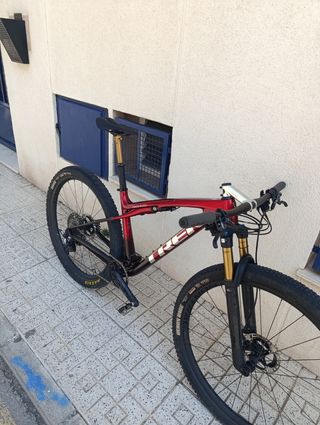Trek Supercaliber 9.9 2025 - Bicicleta