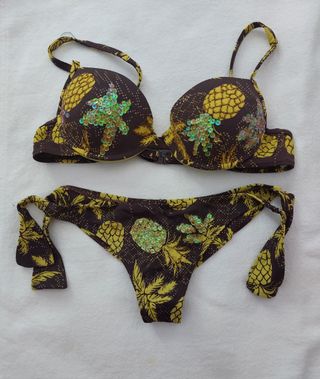 Bikini Brasileño marrón y amarillo