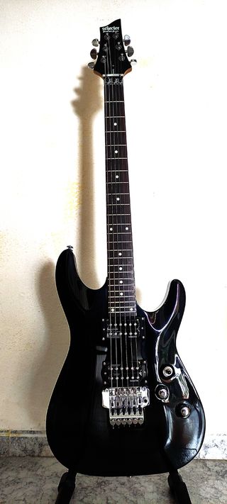 Guitarra electrica Schecter Omen 6 FR-BLK