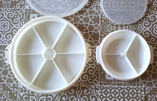 Set 2 Tupperware vintage con coperchio