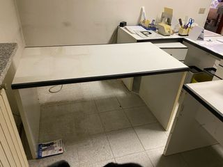 Scrivanie ufficio varie misure bianco e nero