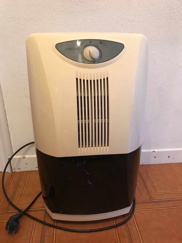 Desidratador Troia 2107 de 12 litros/dia