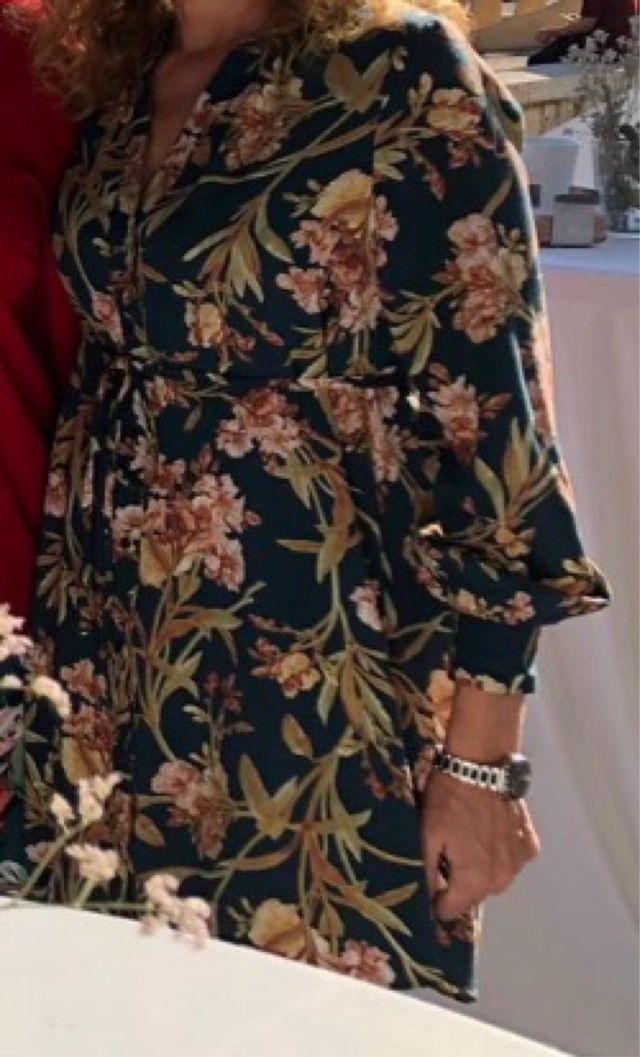 Vestido mini floral verde oscuro ( premamá)