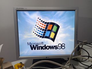 Pc Placa ASUS P2L97 + Pentium II + matrox dual g40