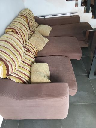 Mesa cristal + sofá chaise-longue