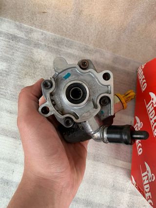 Bomba Direccion Ford Mondeo III 2.0 / 2.2 TDCI