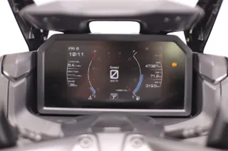 YAMAHA T-MAX 560 TECH 2022