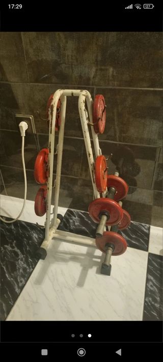Máquina y Equipo de Musculación.