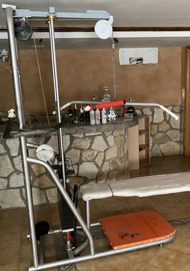 Máquina y Equipo de Musculación.